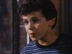 Corey (Fred Savage)