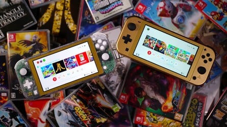 In these images, both the Switch Lite and the modded Switch Lite OLED have their screen brightness set to maximum. As you can see, the SUPER5 modded console offers a brighter, more vibrant display with superior contrast