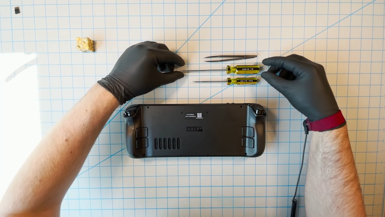 Poll: Official Hardware Teardown Videos Are Becoming Increasingly Common, Should Nintendo Also Be Doing It? thumbnail