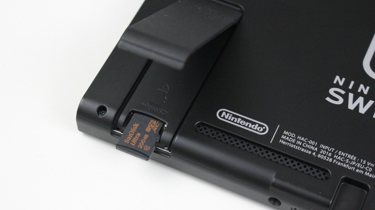 Nintendo Wii U, 32 GB, black, €196