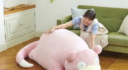 Slowpoke Giant Plush