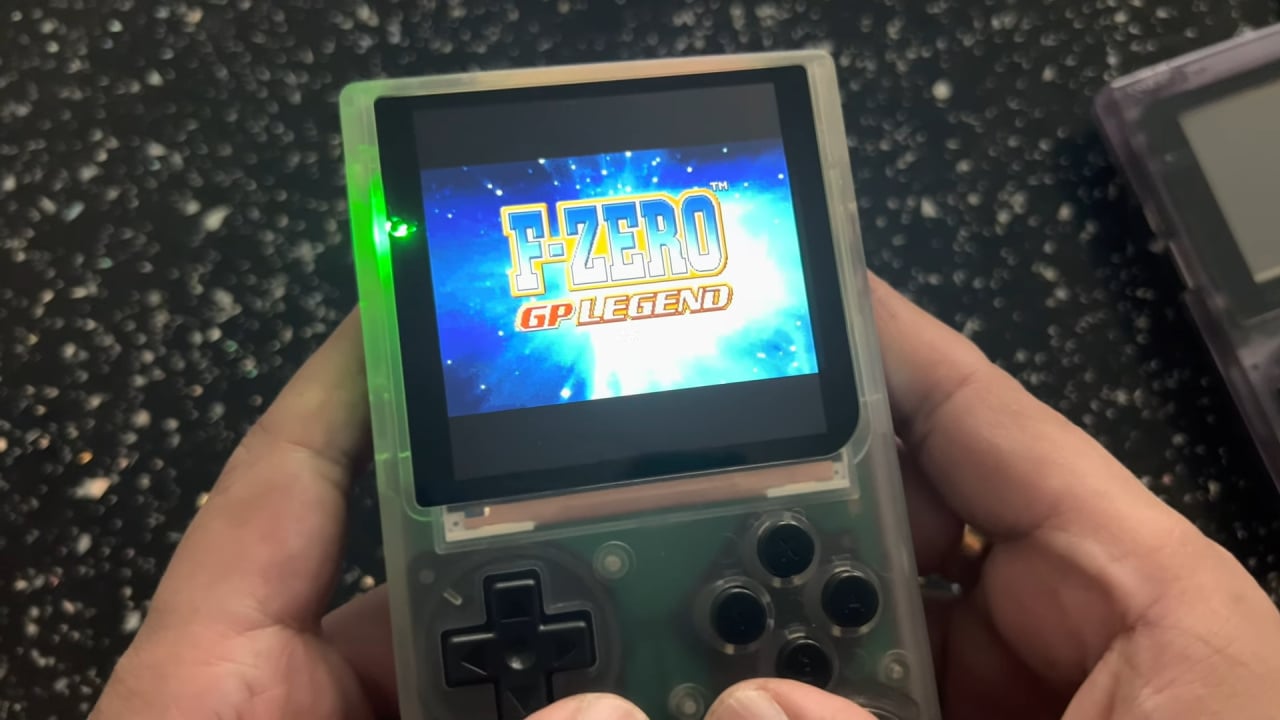 Genggam Terinspirasi Game Boy Ini Adalah Jawaban Anggaran Untuk Game Retro Modern