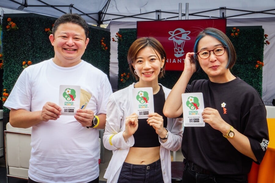 From Left to Right: Tomo Yamazaki (Director & Product Management lead), Rika Nakajima (Senior Product Manager), Akari Sora (UX design)