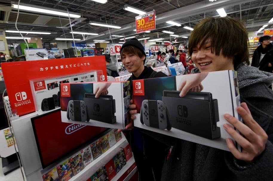 Nintendo Switch Sales Dominate Japanese Holiday Charts with Super Mario Odyssey Leading the Pack