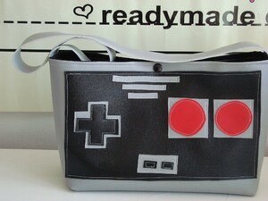 I give you the Nintendo Controller Purse!