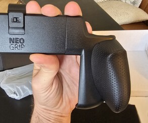 savage raven neogrip review