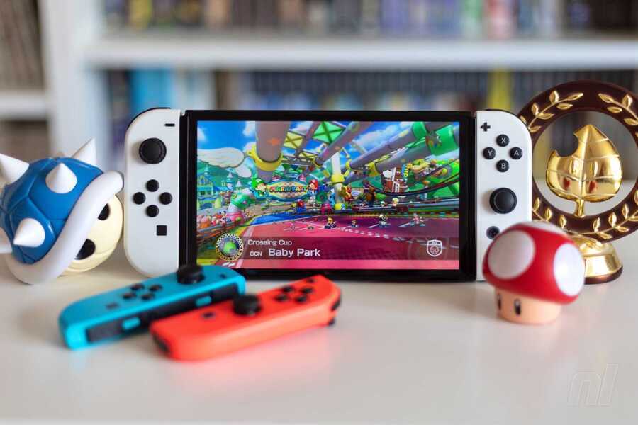 Nintendo Switch OLED Mario Kart 8 Deluxe