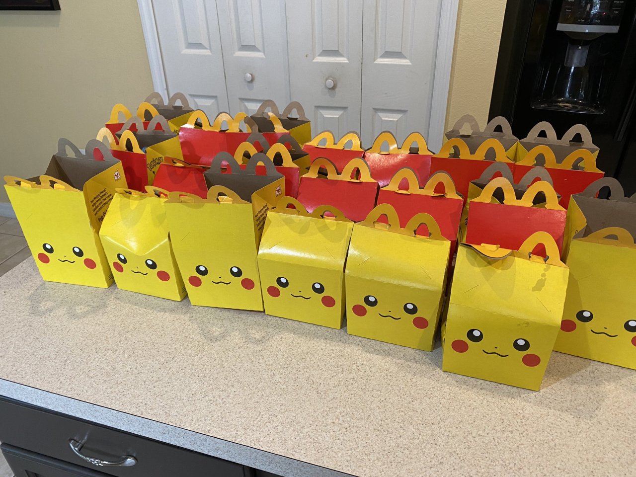 Hunting for a COMPLETE McDonalds Pokemon Cards Set! 