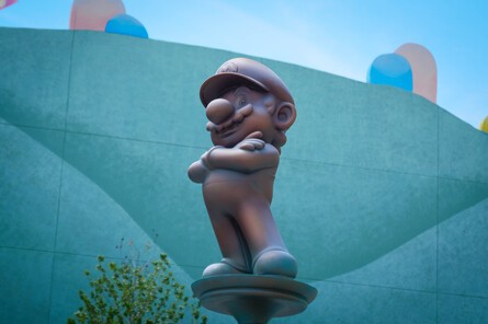 Just outside the shop, you'll find this fountain which makes for a nice spot to stop and take a breather if you need, just make sure you've applied some sunscreen to help beat that angry heat
