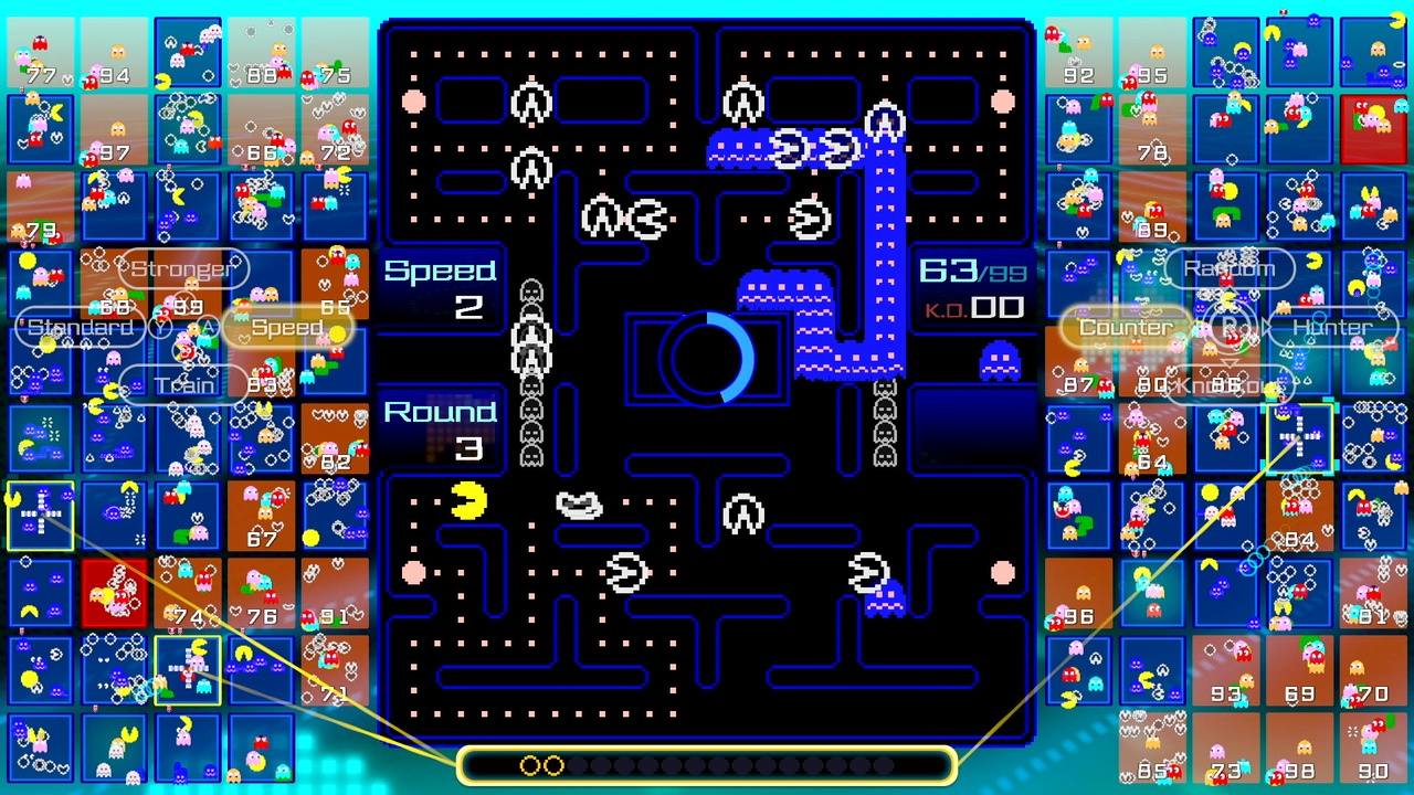 Pac-Man 99 Gameplay