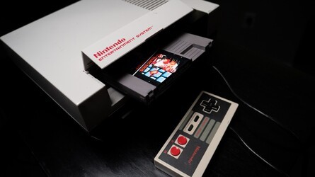 NES & Super Mario Bros