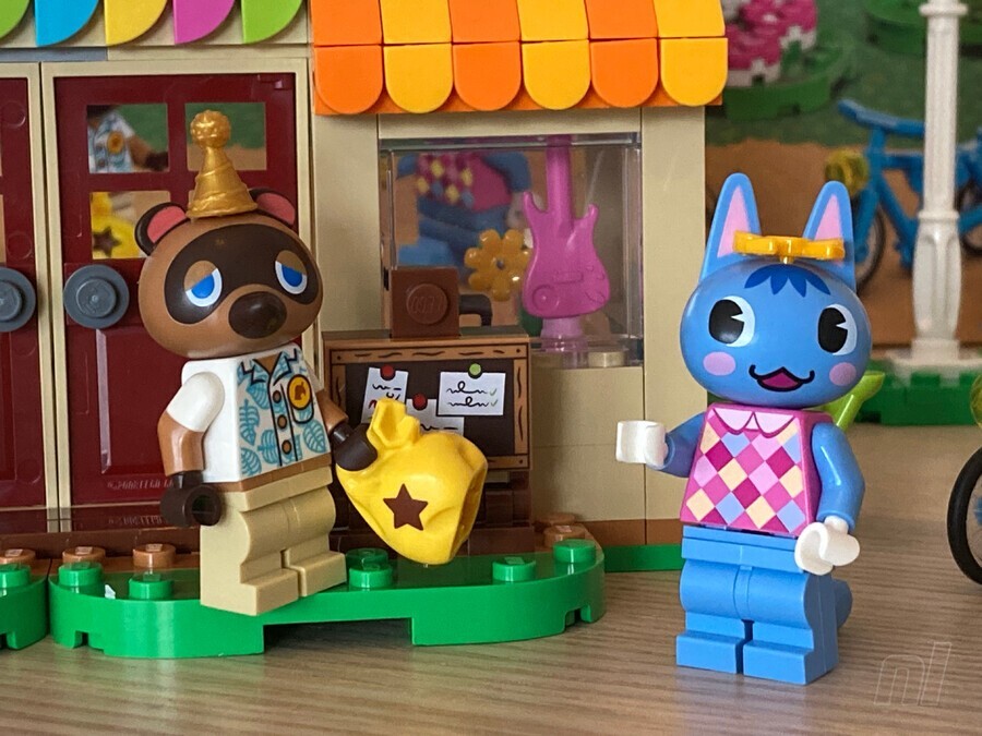 LEGO Animal Crossing - Nook’s Cranny & Rosie’s House 22