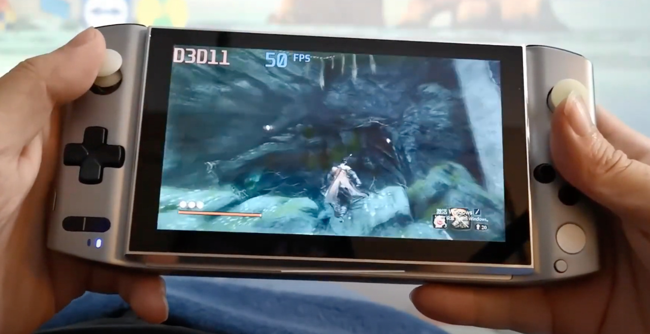 GPD WIN3:The world's 1st handheld AAA game console