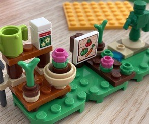 LEGO Animal Crossing - Leif's Caravan & Garden Shop