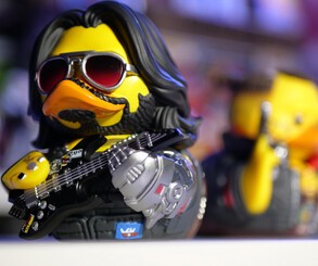 Cyberpunk's Johnny Silverhand And Jackie Welles Have Joined The 'Tubbz' Range 9