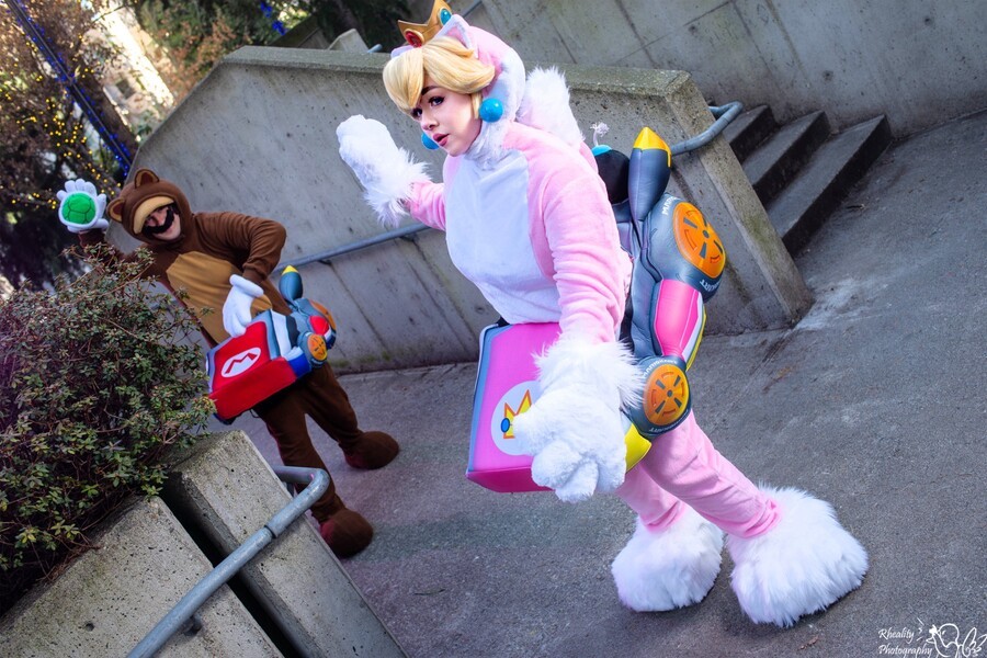 Cat Peach and Tanooki Mario