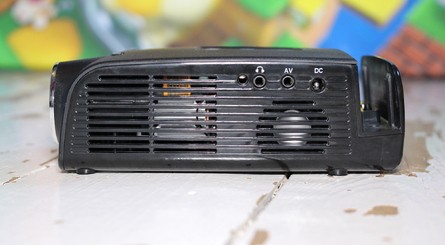 While the build quality isn't as good, the S1 is more compact than the OJO