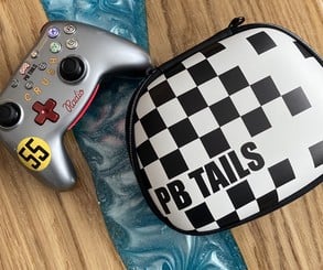 PB Tails Crush 550 TMR Controller For Switch 1 & 2