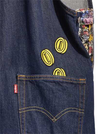 Dungaree detail