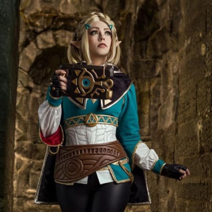#Repost @lishka.cosplay with @get_repost
・・・
Casually dropping a new Zelda post ♥️
________________________________________________
📷 ...