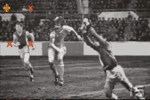 X The Ball Screenshot