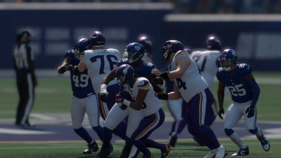 EA Sports Madden NFL 27 Review - Screenshot 1 of 6