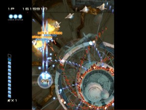 Ikaruga Review - Screenshot 2 of 3